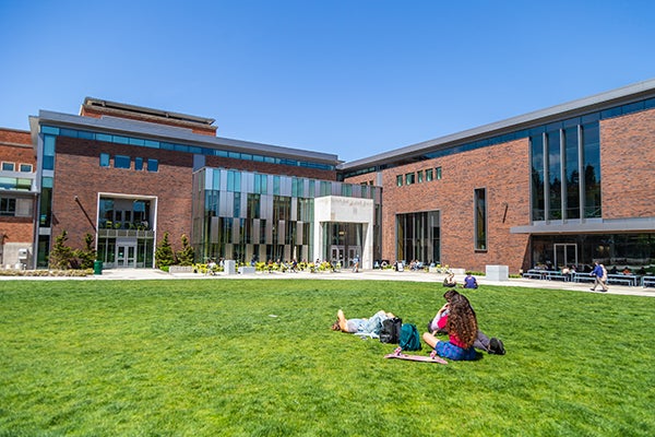 Erb Memorial Union on a sunny spring day
